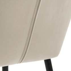 Emilia Armstol - Sand