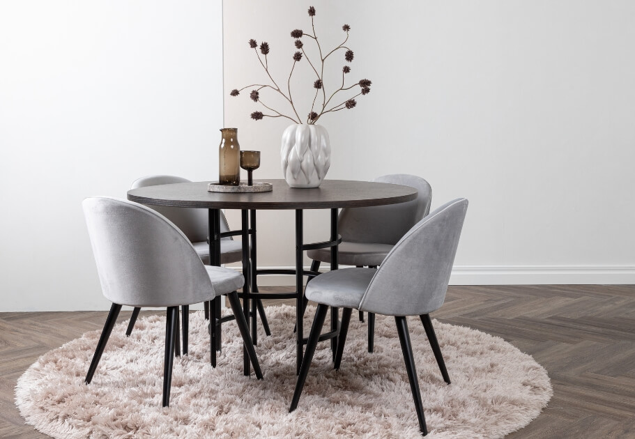 Spisegrupper til 4 personer