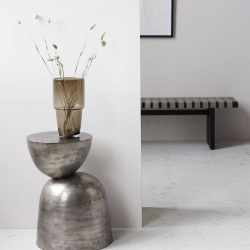 Heena Sidebord - Oxideret metal