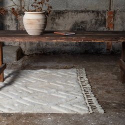 Dahlia Gulvtppe - 300x400 - Hvidt