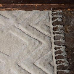 Dahlia Gulvtppe - 300x400 - Hvidt