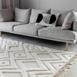 Dahlia Gulvtppe - 300x400 - Hvidt